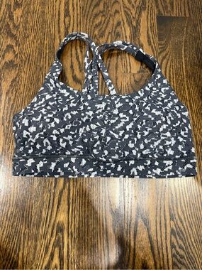 lululemon energy bra athletica Black and White Patterned Sports Bra